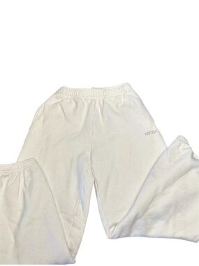 Aritzia Off-White Relaxed Sweatpants